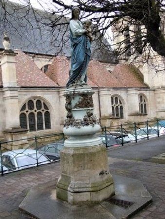La Fontaine de la Vierge